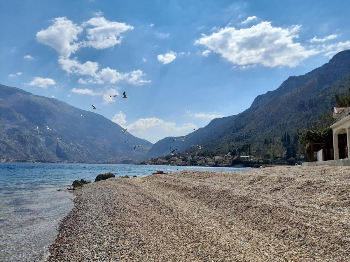 Hotel Bokeljski Dvori Kotor Exterior foto