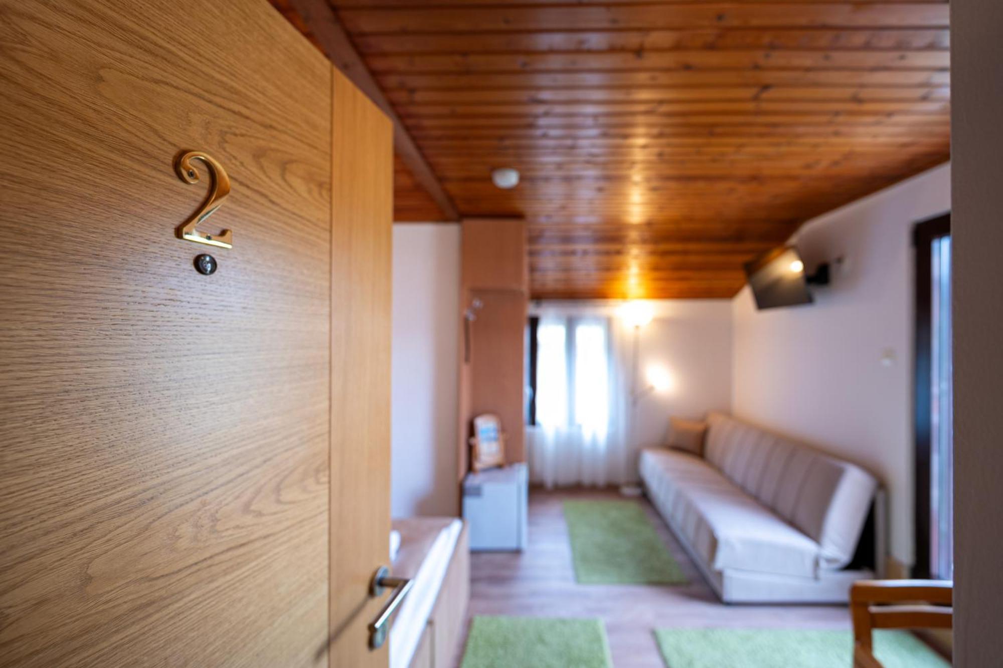 Hotel Bokeljski Dvori Kotor Habitación foto